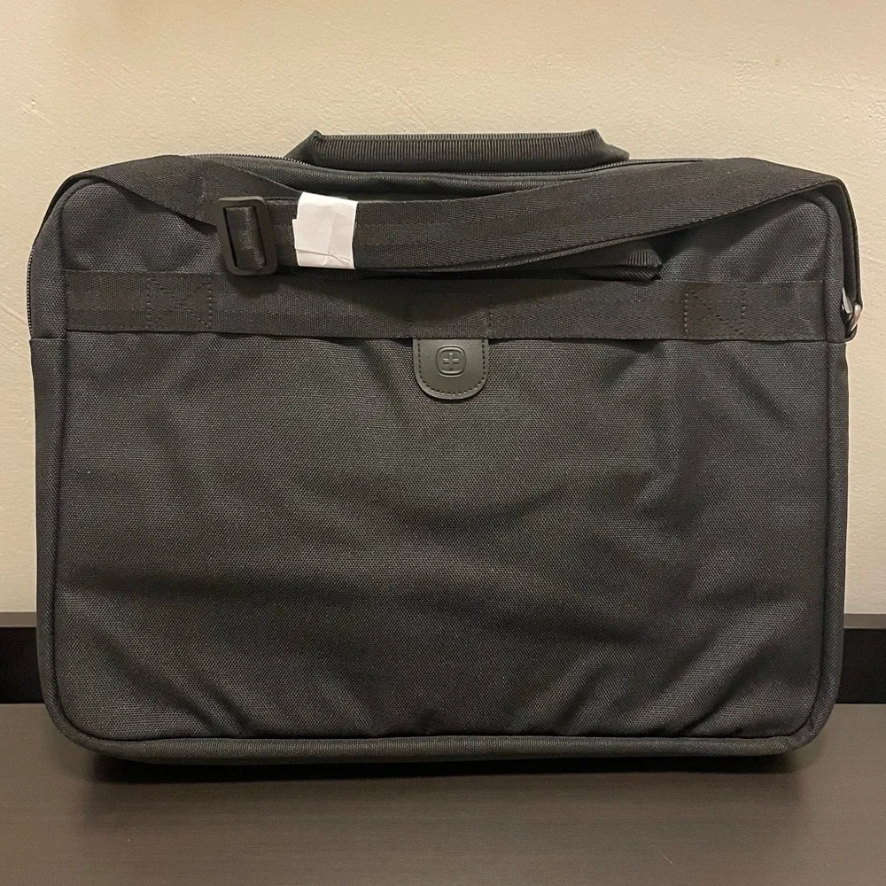 SwissGear anthem 17